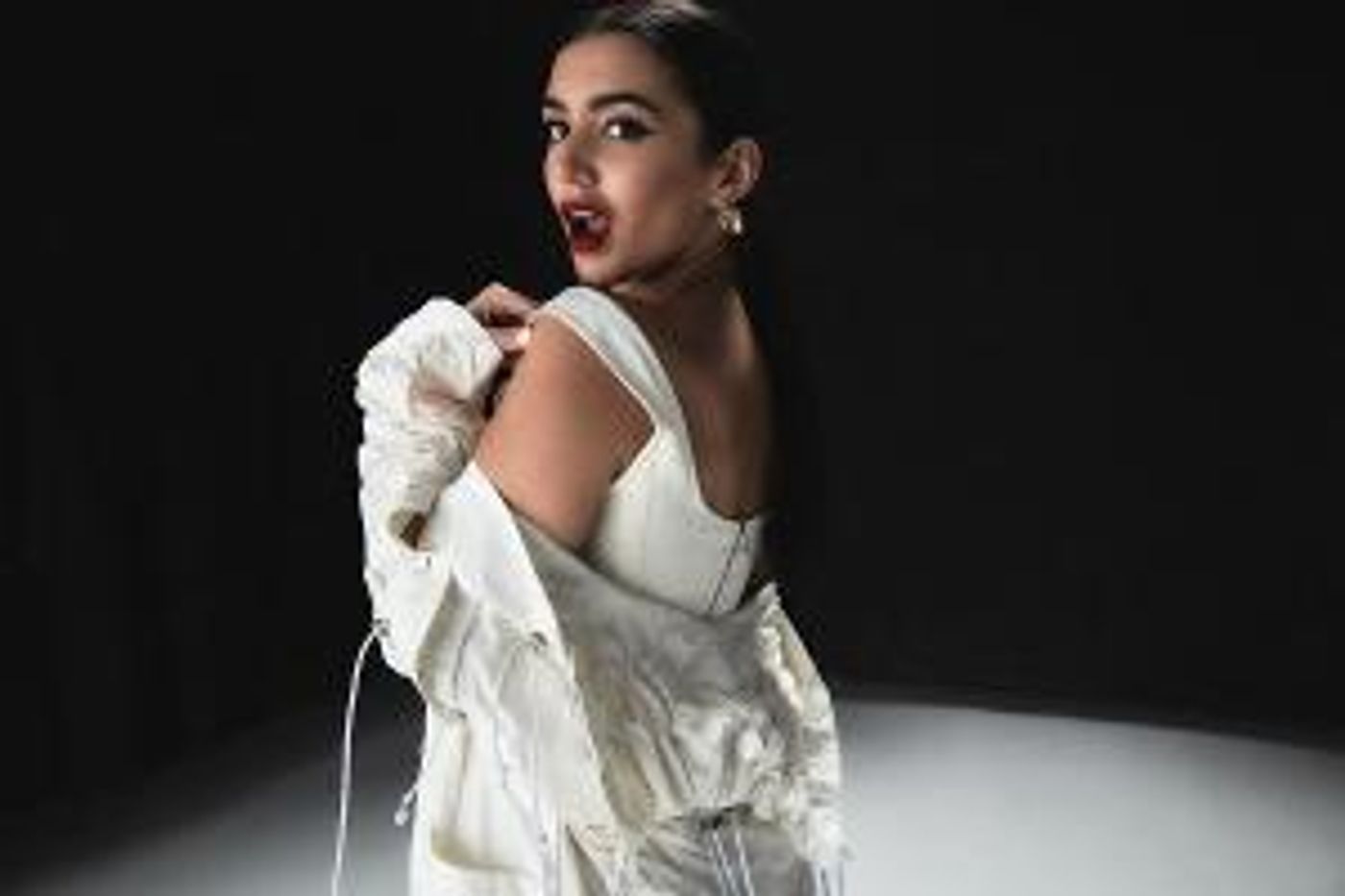 GRACEY Shares Video For Newest Single '99%'  Image