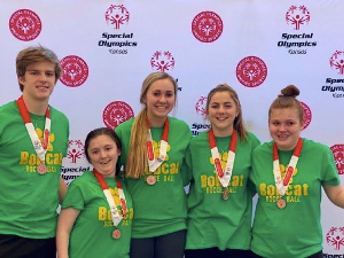 Student Kindness Can Earn Them $1,000! SevenDays Announces Kindness Ation Competition  Image