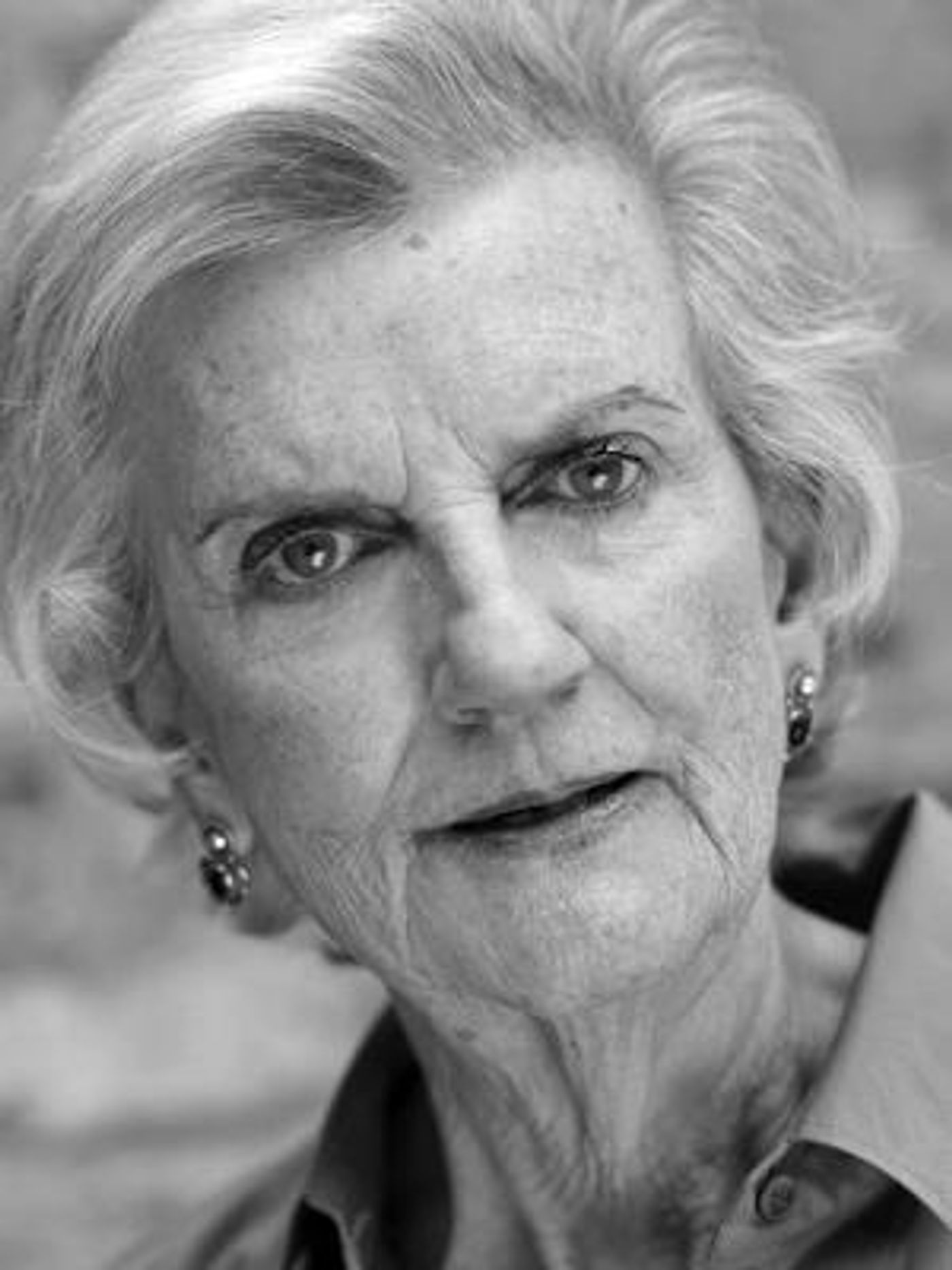 Actress Rosalind Knight Dies at 87  Image