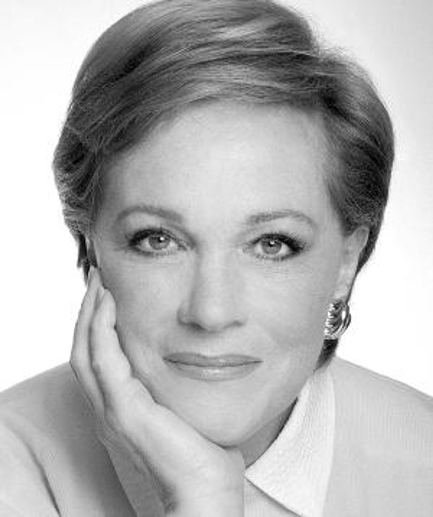 Julie Andrews Joins STORY TIME An Eight-Week Series Of Children's Book Readings from Bay Street Theater  Image