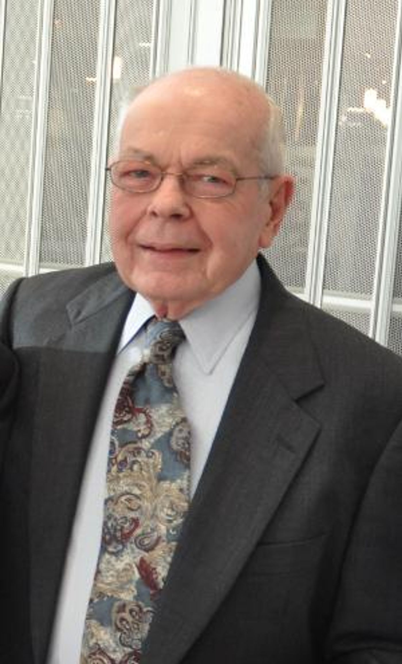 Robert J. Eagle Announces Retirement From Reagle Music Theatre After 52 Years  Image