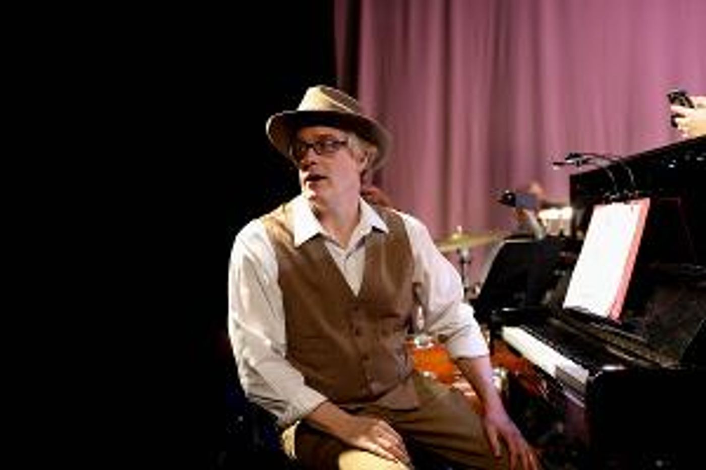 The Park Theatre Streams Classic Film THE FRESHMAN with Live Accompaniment  Image