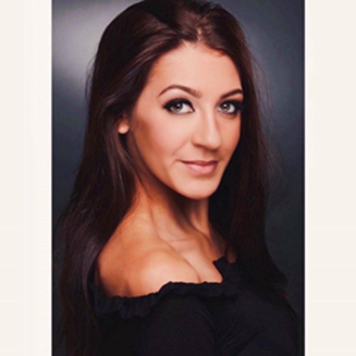 Lucy Rollason Joins Mr Blobby in PETER PAN at The Chrysalis Theatre, Milton Keynes This December  Image