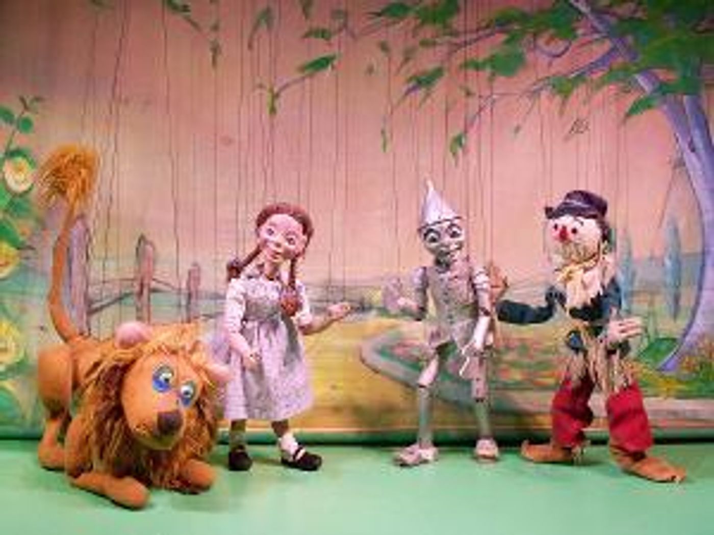 Puppetworks Presents Marionette Production of THE WIZARD OF OZ  Image
