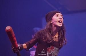 Atriz Paola Rabetti Relembra Sua Premiação Como Atriz Revelação No PROFESTEATRO 2020  Image