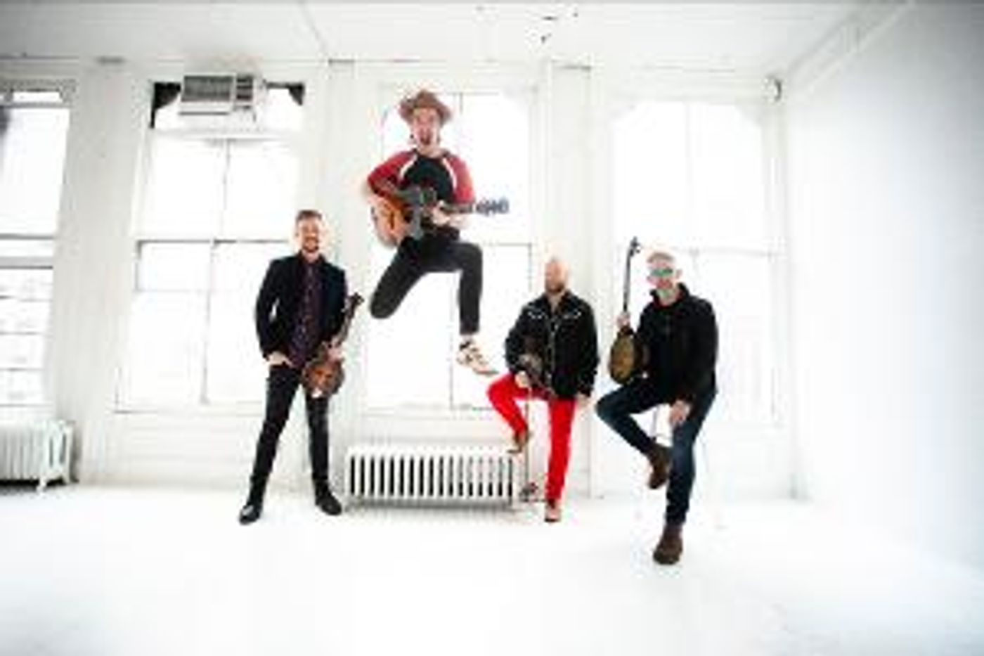 We Banjo 3, To Stream Live From Galway, Ireland This Thursday, June 24  Image