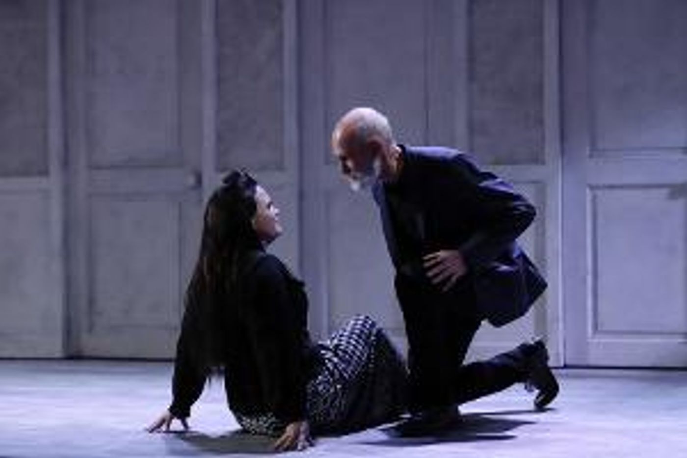 Invitan A Disfrutar Las Puestas En Escena La Fundamentalista Y Flores Negras Del Destino Nos Apartan  Image