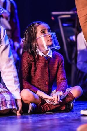 Atriz Mirim Alice Di Giulio Encerra Temporada De SCHOOL OF ROCK  Image