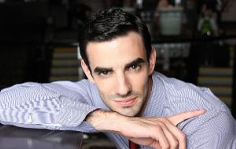 THE 39 STEPS Opens Season 22 Mainstage Programming at GBSC Image