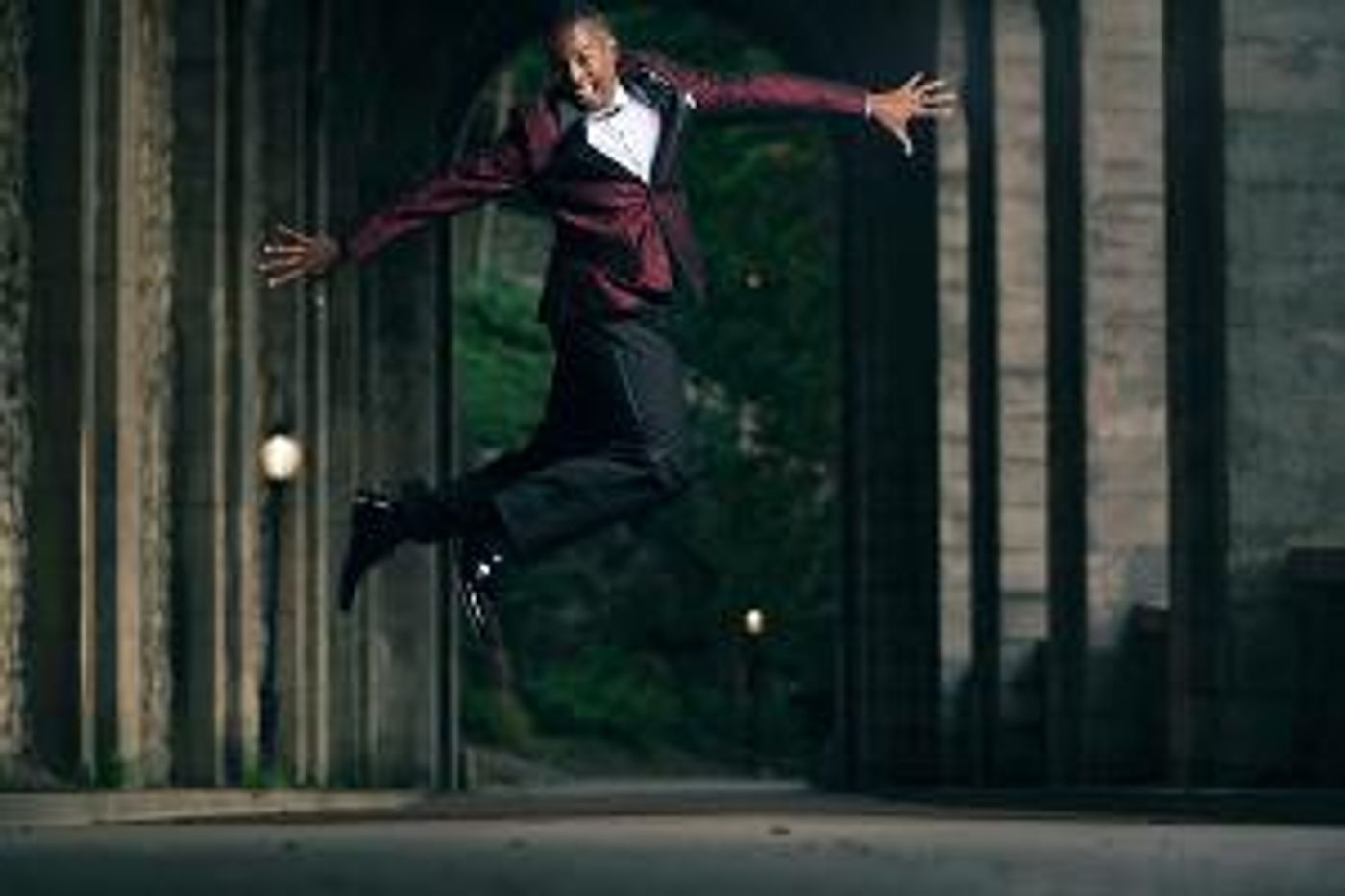 Variety Life Productions Presents MIDSUMMER: A SHAKESPEARIENCE  Image