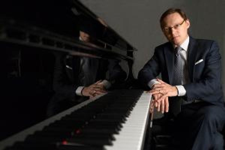 Park University's Stanislav Ioudenitch Inducted Into Steinway Hall of Fame Image
