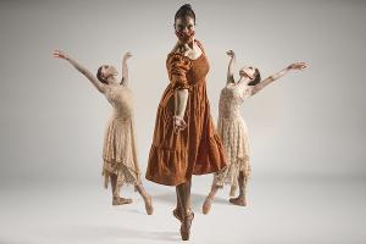 UofSC Dance Performs Limón, Reimagines SWAN LAKE in Fall Concert, November 4-5  Image