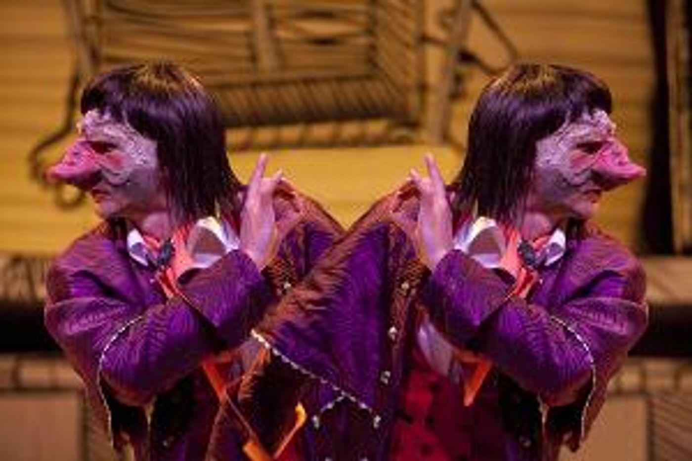 THE COMEDY OF ERRORS Takes The Stage Under The Stars This Summer  Image