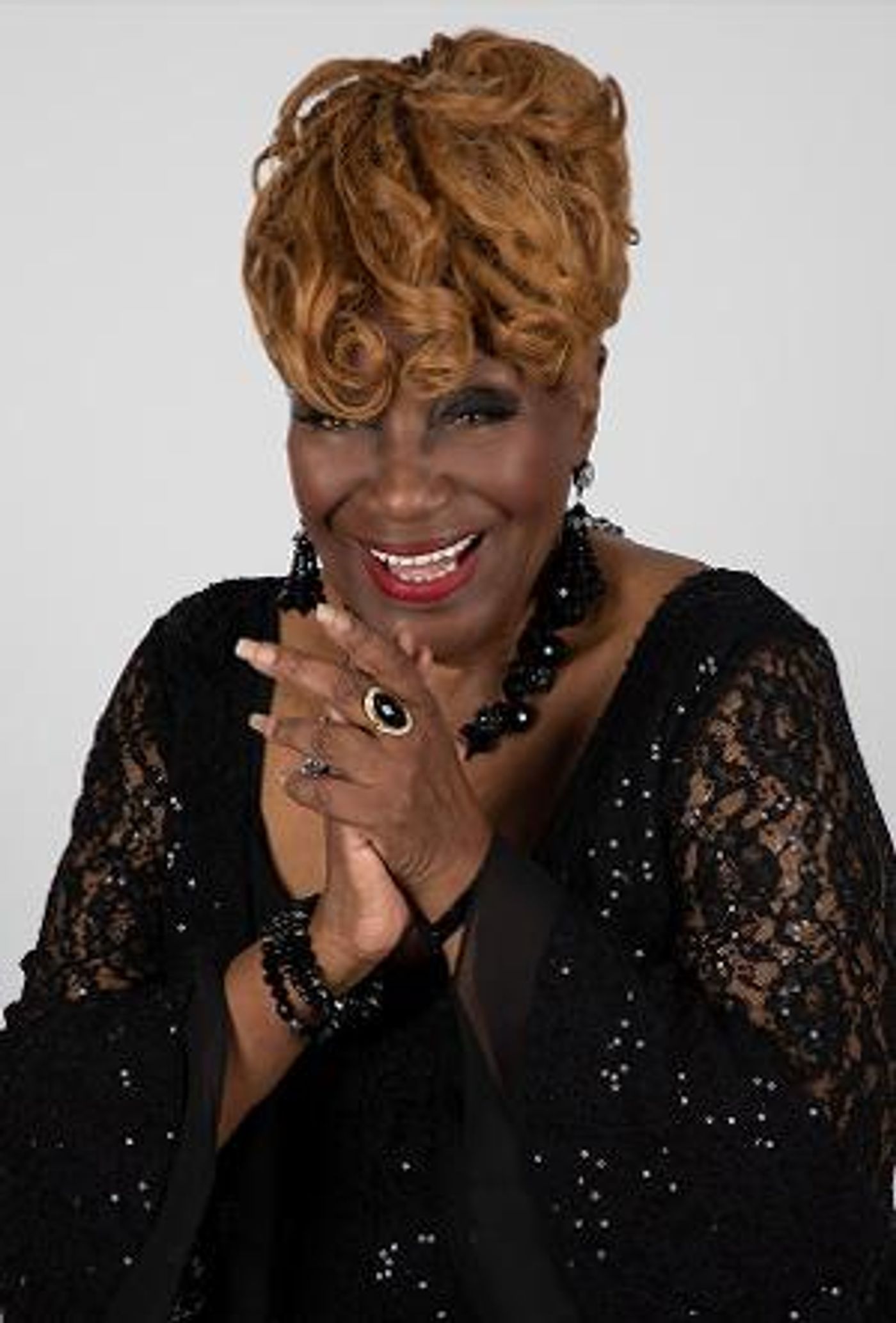 Pelican Café To Present AVERY SOMMERS: SUNDAYS ARE FOR SINGING!  Image