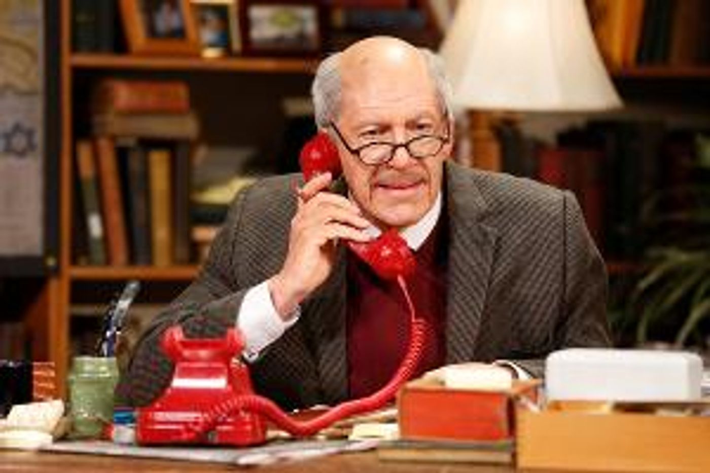 Tom Dugan Stars In WIESENTHAL at Mizner Park Cultural Center Next Month  Image