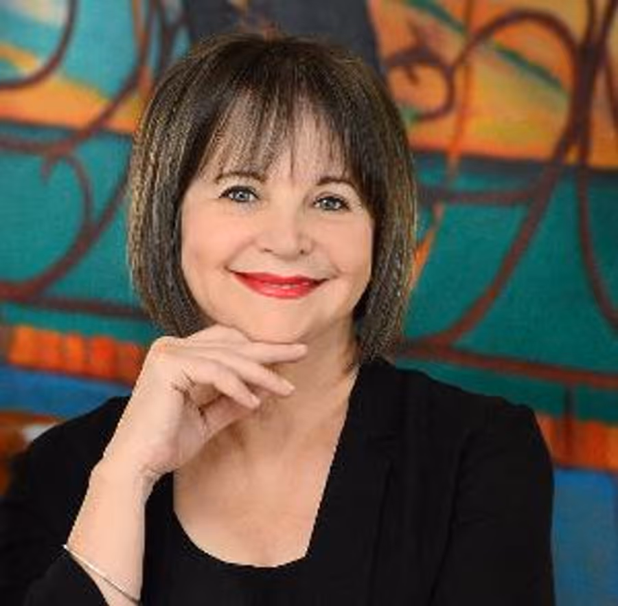 Cindy Williams to Bring New Show ME, MYSELF & SHIRLEY to the Charles W. Eisemann Center Image