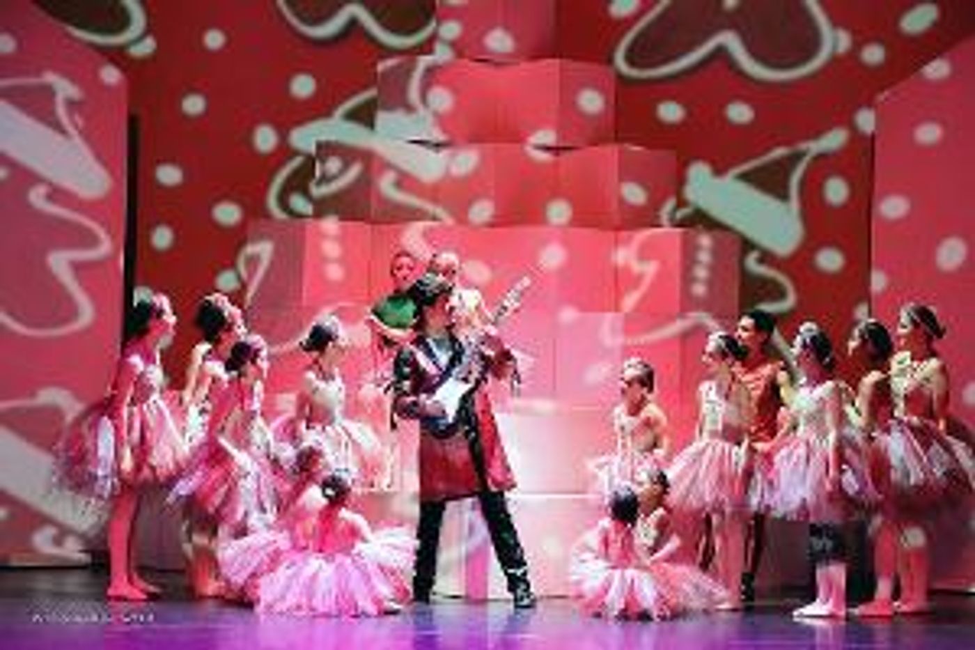 Axelrod Contemporary Ballet Theater Revives Family-Favorite THE NUTCRACKER ROCKS  Image