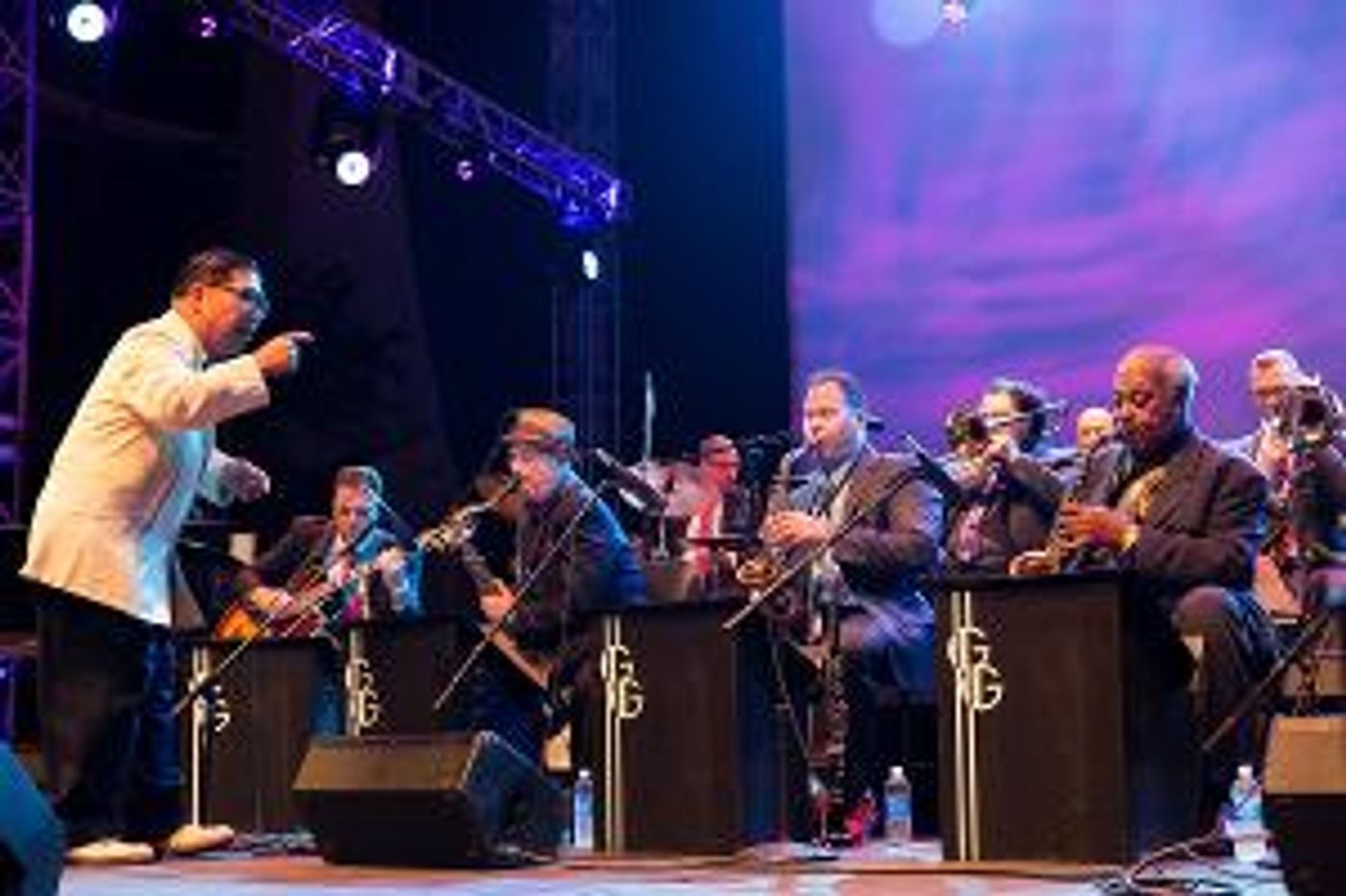 SLEIGH BELL SWING With The George Gee Swing Orchestra
Comes to MPAC  Image