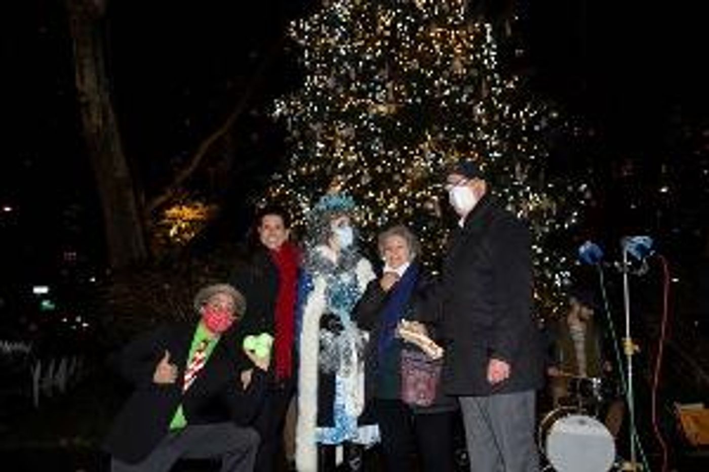 Lincoln Square BID Launches Month-Long Holiday Celebration With Special Pop-up Performances  Image