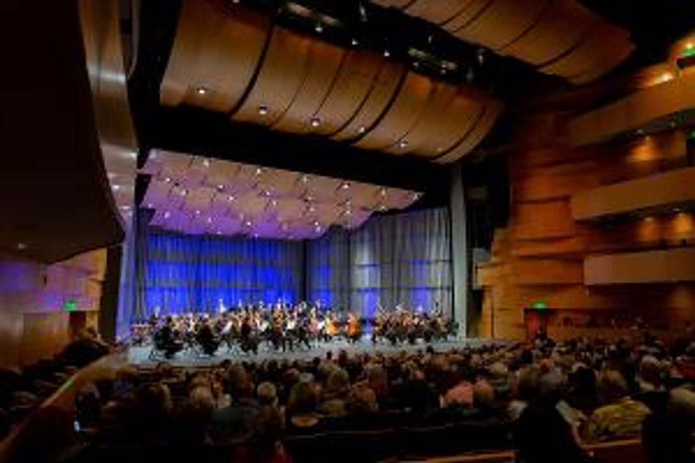 Royal Philharmonic Orchestra Returns to The Soraya to Launch the Second Half of 2021-22 Season!  Image