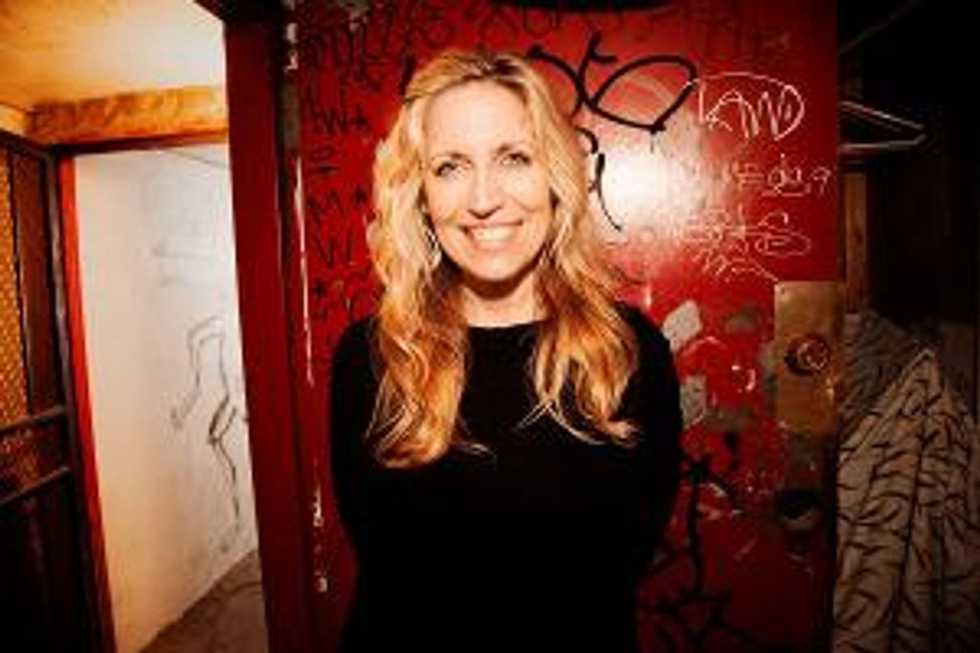 The Den Theatre Announces Comedian Laurie Kilmartin On The Heath Mainstage  Image