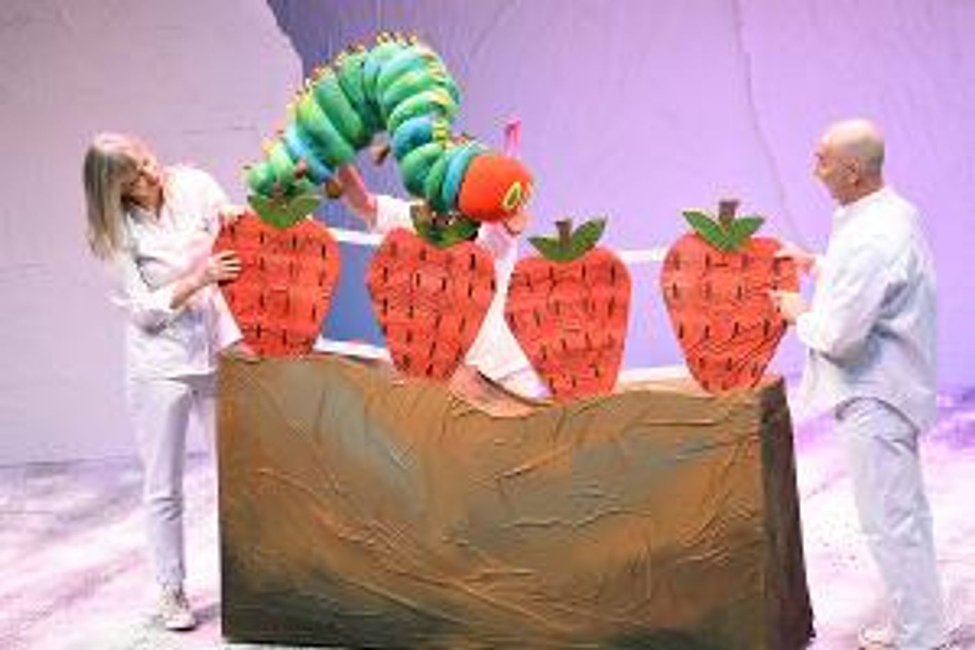Childsplay Brings THE VERY HUNGRY CATERPILLAR SHOW To Life, February 5- March 13  Image