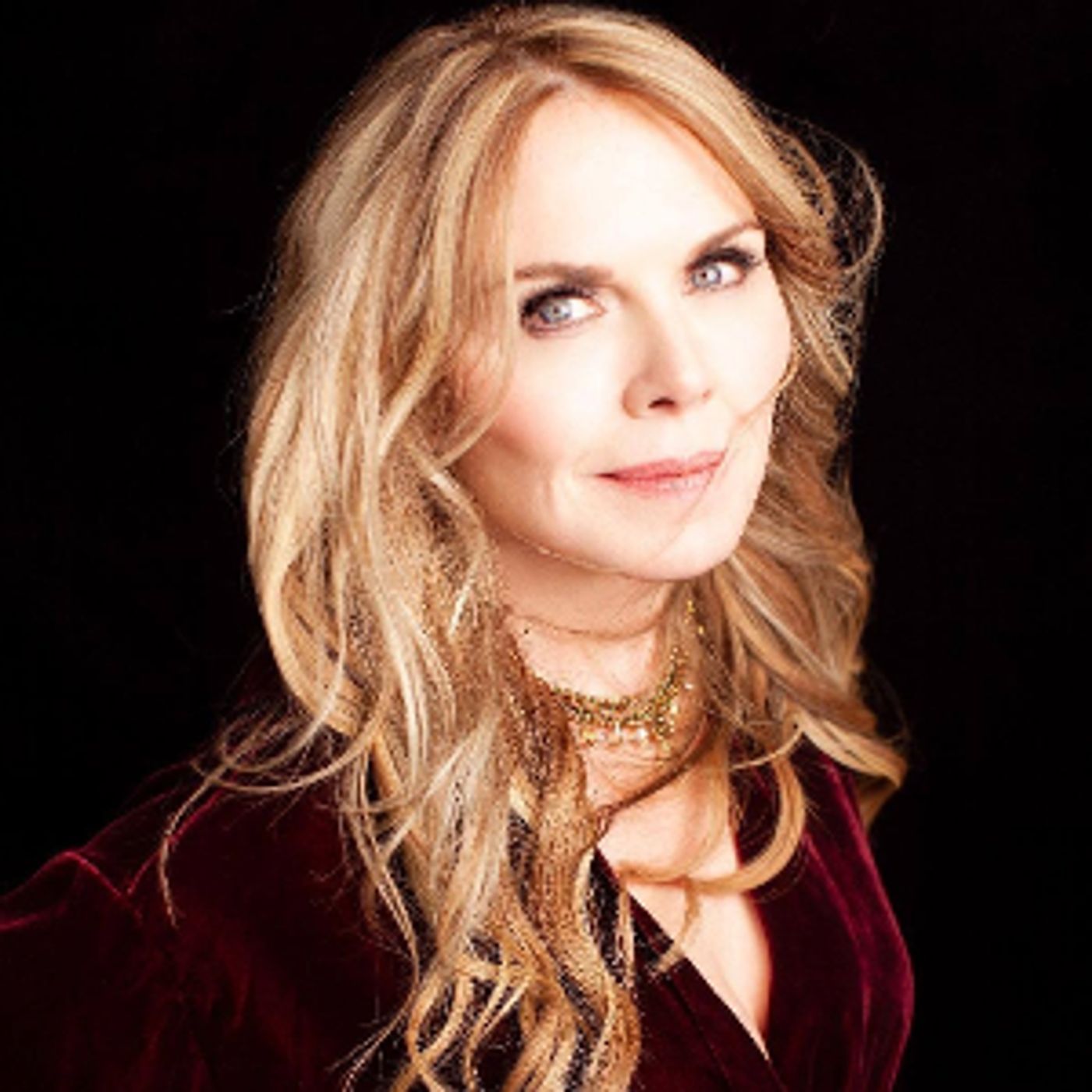 Singer Songwriter Mary Fahl Will Play Club Passim in April  Image