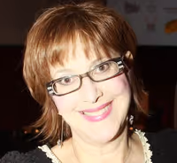 Julie Yolles