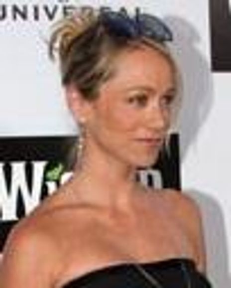 Christine Taylor Headshot