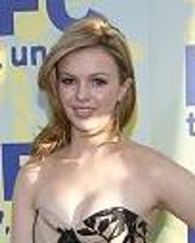 Amber Tamblyn Headshot