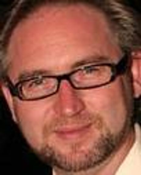 Vern Thiessen Headshot