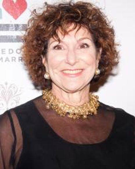 Joan Stein Headshot