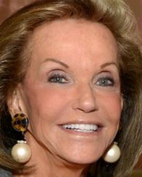 Susan Bloom Headshot