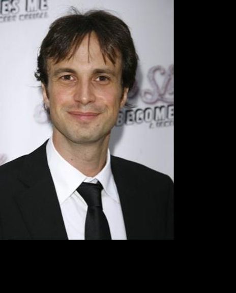 Daniel Goldfarb Headshot