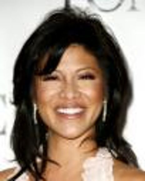 Julie Chen Headshot