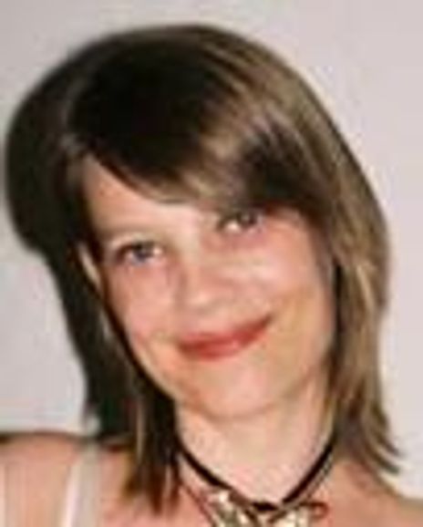 Kellie Overbey Headshot