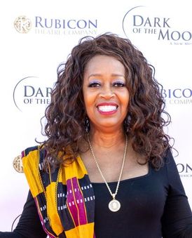 Jennifer Leigh Warren Headshot