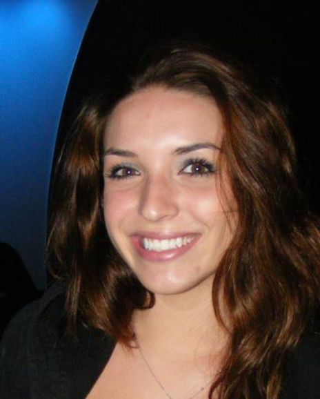 Alexis Kalehoff Headshot