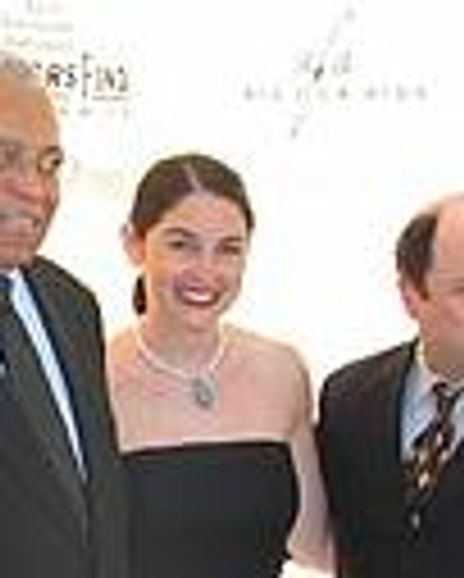 Arianne Metzner Headshot