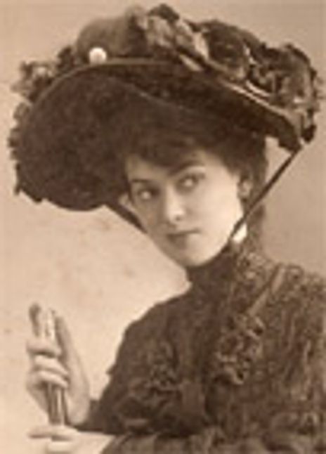 Minnie Ashley Headshot