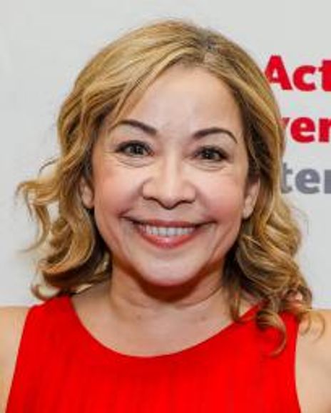 Jennifer Cody Headshot