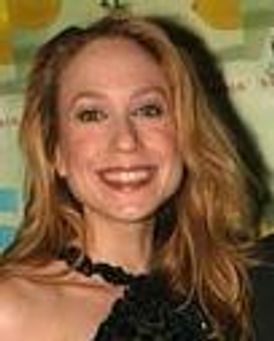 Laura Jordan Headshot