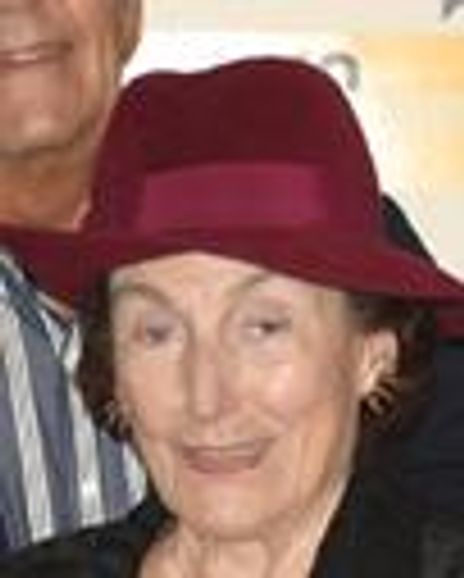 Patricia Bradshaw Headshot