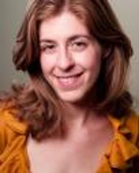 Elisa Winter Headshot