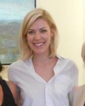 Elizabeth Brown Headshot