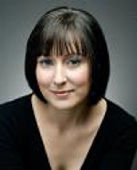 Helena Byrne Headshot