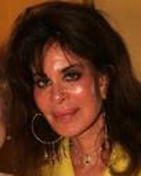 Gale Lowe Maidman Headshot