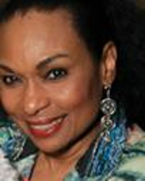 Vivian Reed Headshot
