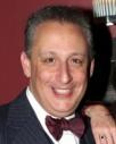 Steven M. Levy Headshot
