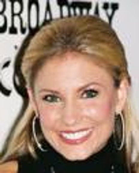 Julie Roberts Headshot